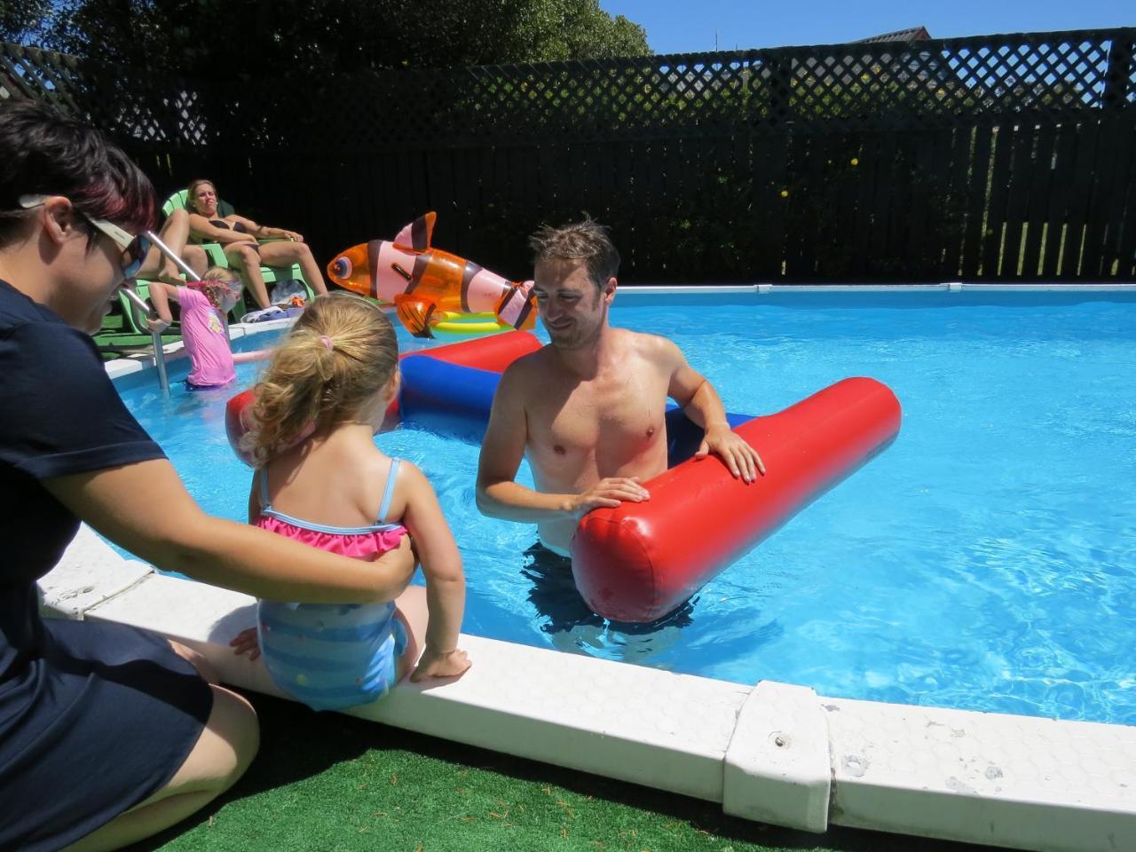 Christchurch Kiwi Holiday Park & Motels Экстерьер фото