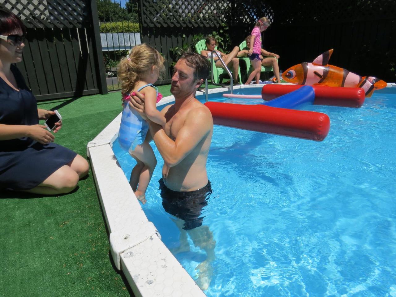 Christchurch Kiwi Holiday Park & Motels Экстерьер фото